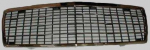 Решетка радиатора в сборе с рамкой 7 молдингов хромированно-черная (300-500)